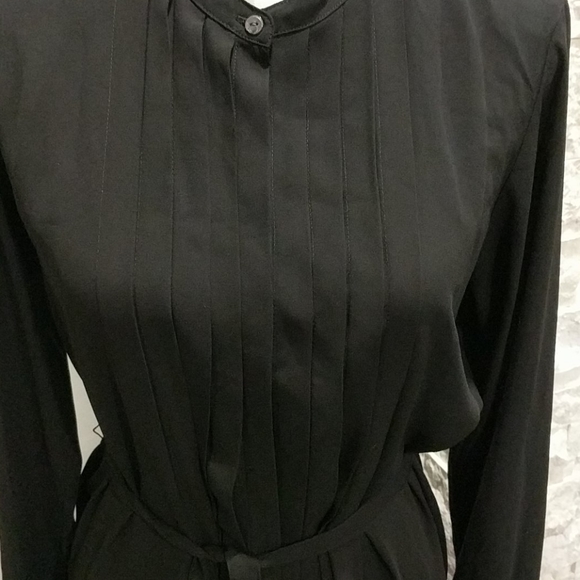 New Uniqlo blk pleated semi sheer dress w/pockets - Picture 3 of 5